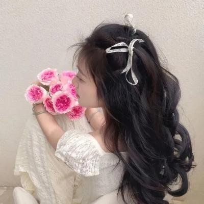 老牌影帝又出大瓜：素颜现身菜市场，好友出面澄清，长达一周